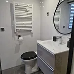 Maisonnette A 200m De La Avec Parking Gratuit Et Terrasse アパート *