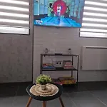 アパート Maisonnette A 200m De La Avec Parking Gratuit Et Terrasse *