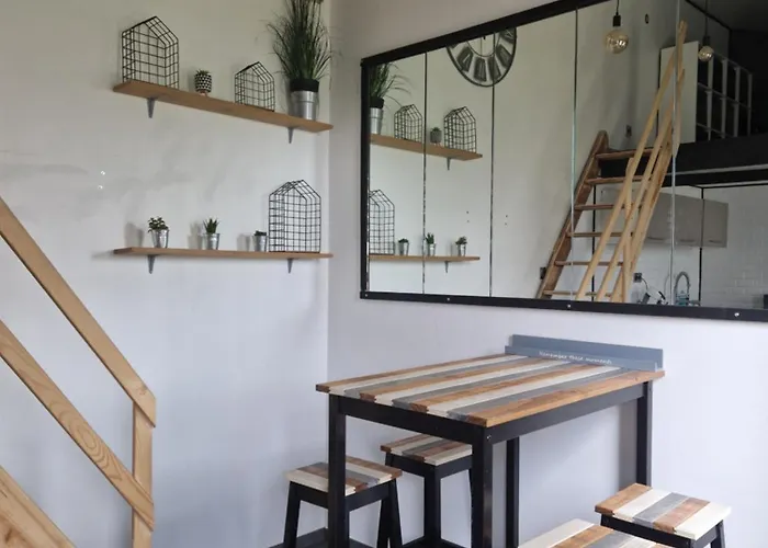 Maisonnette A 200m De La Avec Parking Gratuit Et Terrasse * Berck