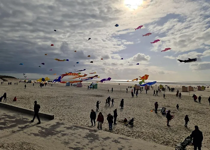 Maisonnette A 200m De La Avec Parking Gratuit Et Terrasse